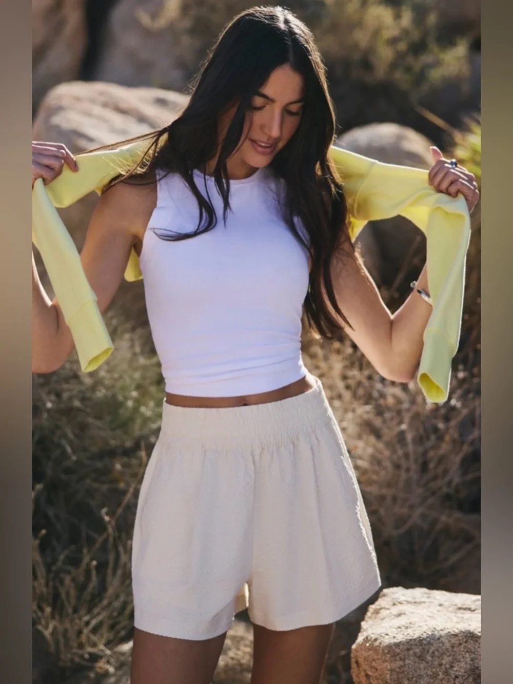 Vuori Women’s Villa Shorts - Picture 14 of 15